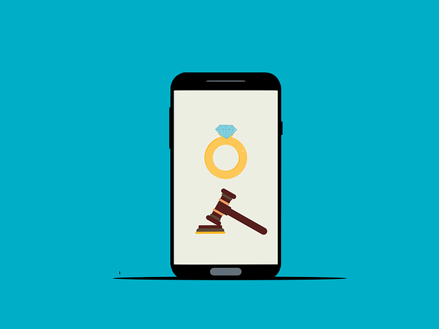 Gloucestershire Auctioneers and Live Online Auction Platforms: Navigating the New Market Dynamics