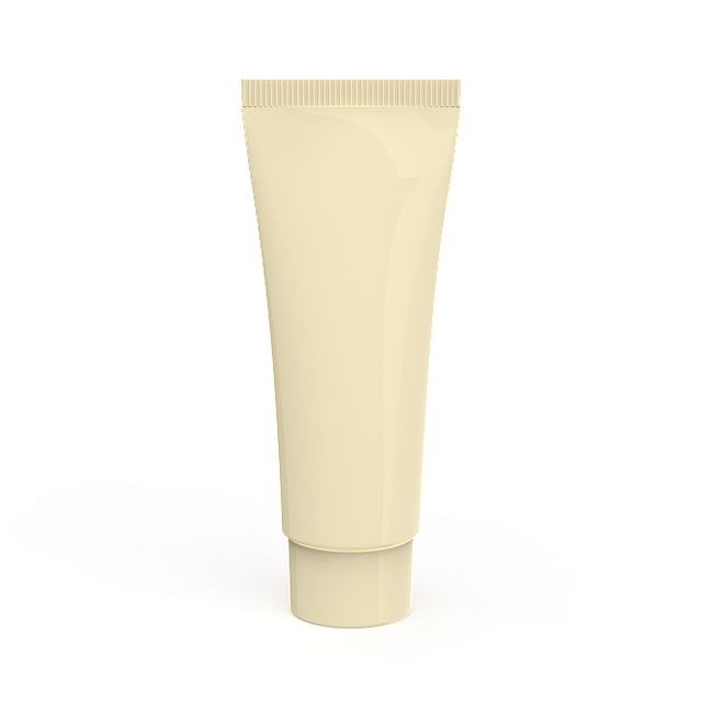 Tea Tree Oil for Skin Tag Removal: Effective Guide for Leeds Residents