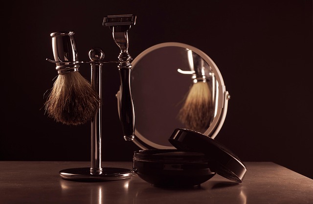 Sheffield Gold: Unveiling High-Durability Silver Jewelry Craftsmanship
