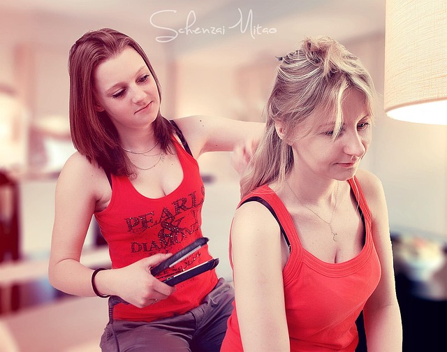 Stoke-on-Trent Costume Jewellery: Retailer Success Through Local Wholesalers
