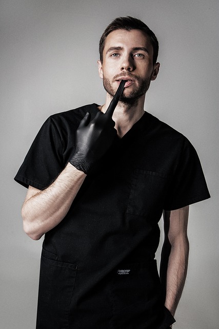 experienced skin tag removal surgeon