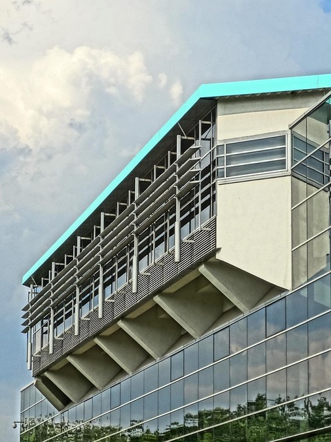 modern wart removal facility