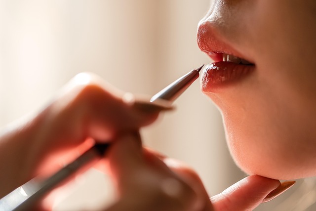Comprehensive Skin Tag Removal: Natural to Over-the-Counter Solutions