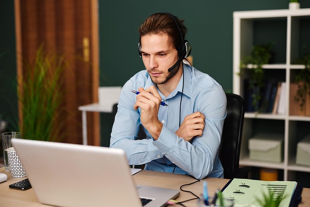 Uncovering Benefits and Risks of Service Address for Consultants