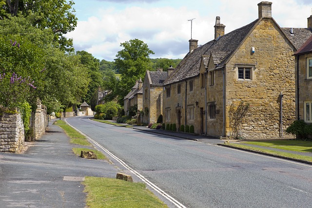 Uncover Top Detached House Clearance Experts for Seamless Moves