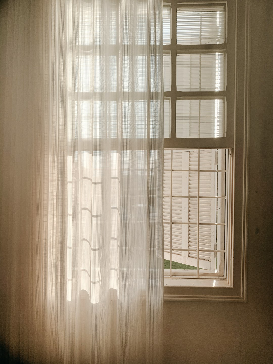 Fortify Your Home: Avoid Unwanted Visitors With Smart Security